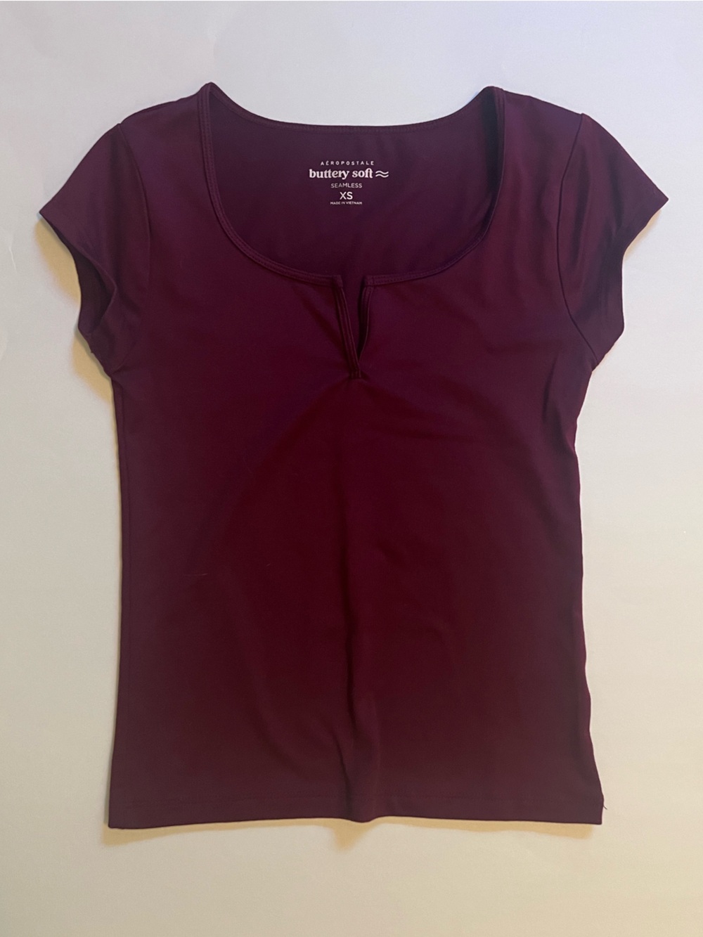 Aeropostale Burgundy Butter Soft Capped Sleeve Tee Size Juniors XS